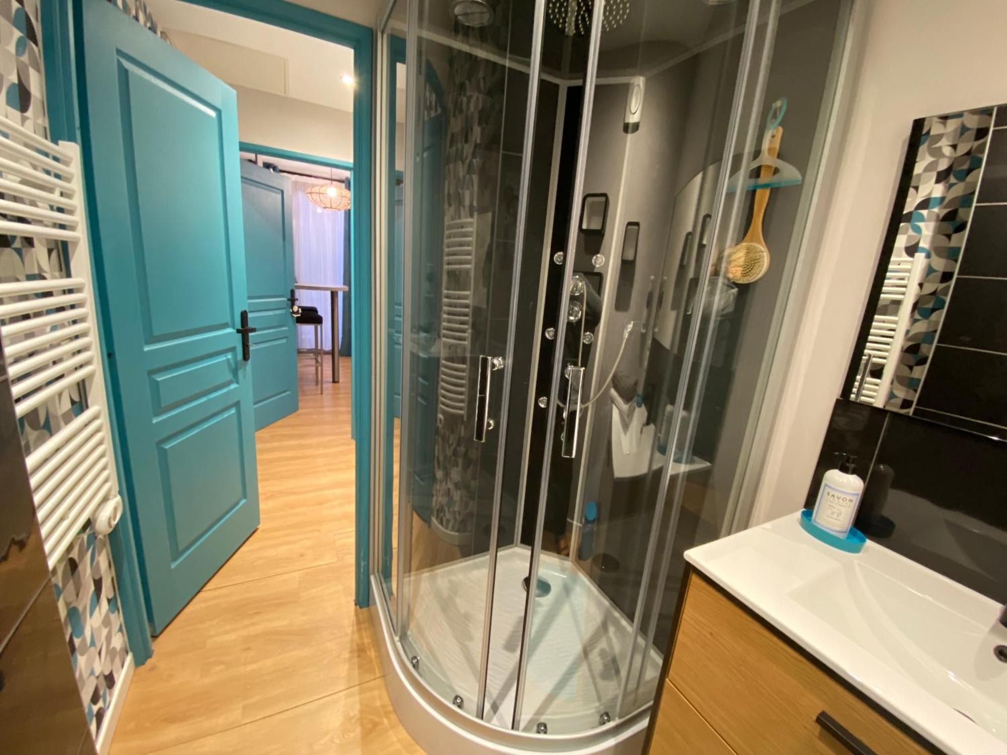Les De La Tourronde Apartment